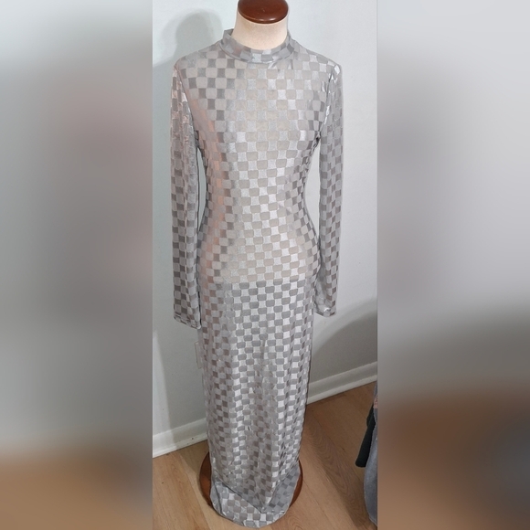 SHEIN Dresses & Skirts - SHEIN /Silver Long Sleeve Checkered Dress/ W Sz 6